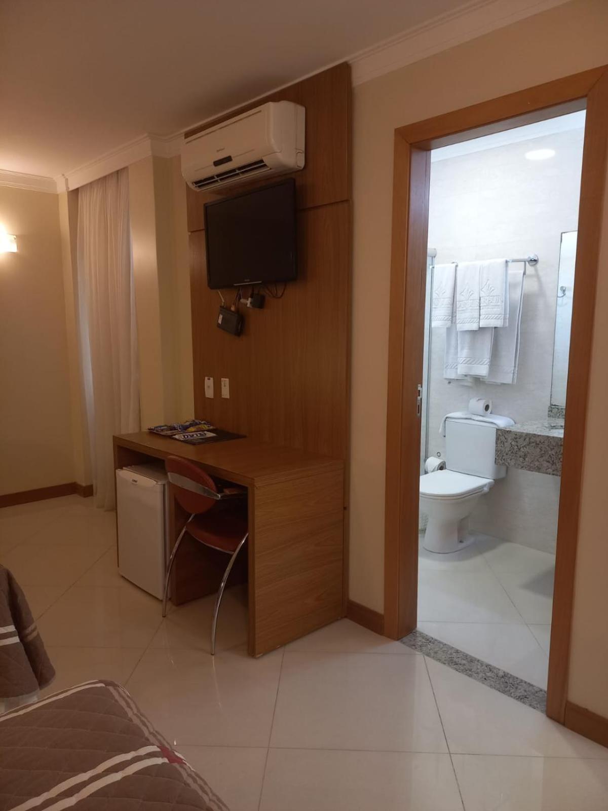 Barbur Center Hotel Понта-Гросса Экстерьер фото