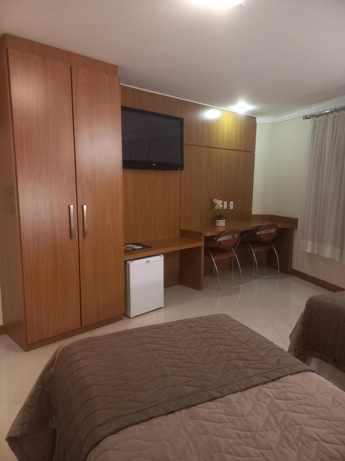 Barbur Center Hotel Понта-Гросса Экстерьер фото