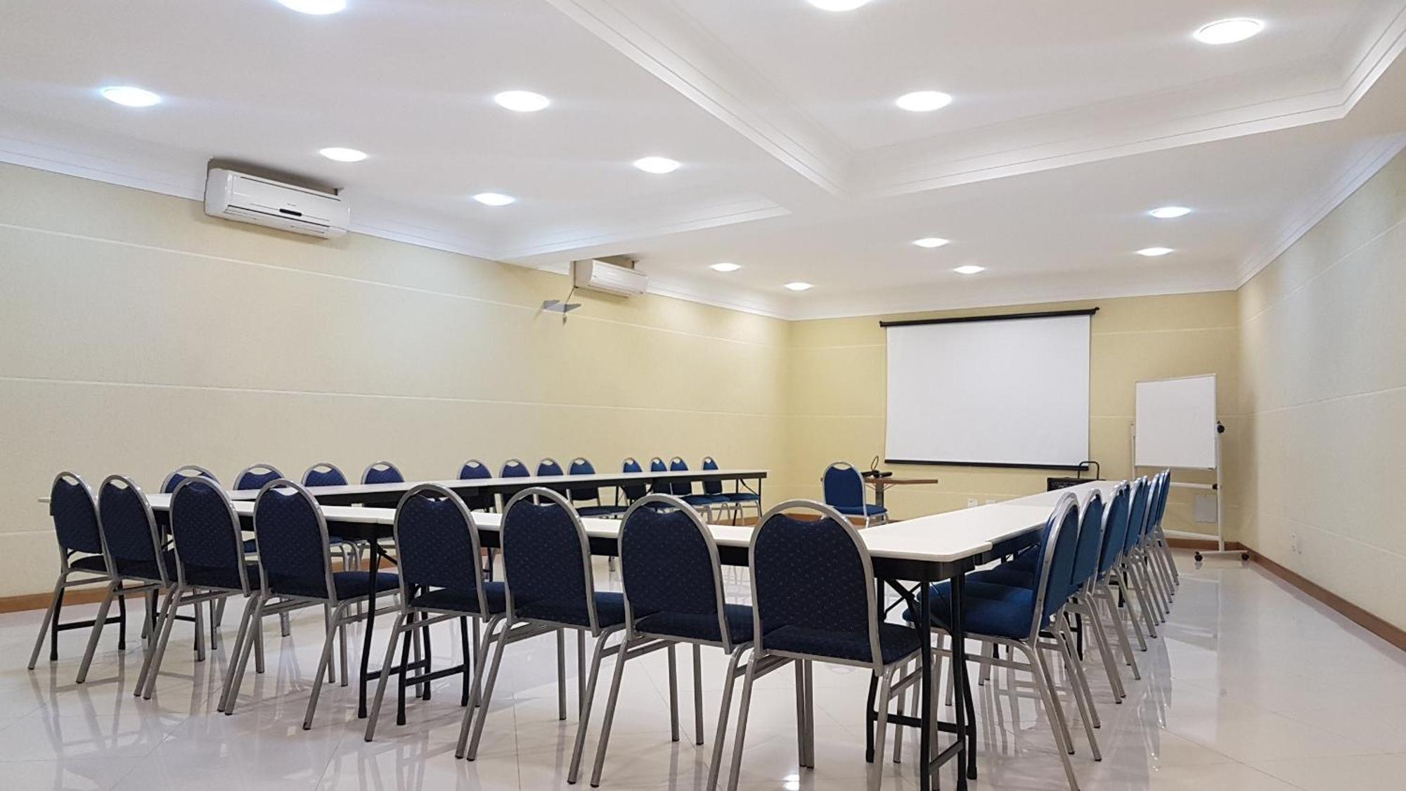 Barbur Center Hotel Понта-Гросса Экстерьер фото